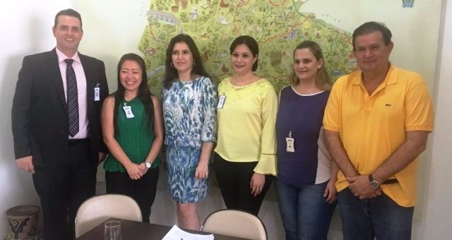 Deputado se reúne com diretoria de hospital de Três Lagoas e confirma entrega de R$ 80 mil em emenda Deputado se reúne com diretoria de hospital de Três Lagoas e confirma entrega de R$ 80 mil em emenda