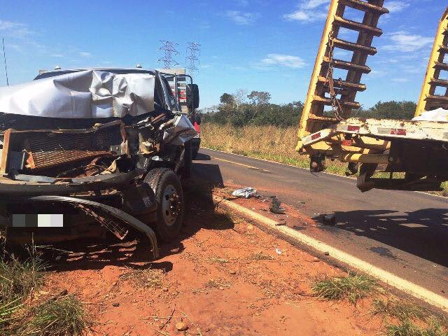 Acidentes graves na BR-262 adianta operação tapa buracos na rodovia 