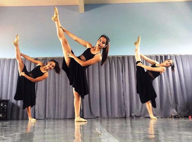 Festival Dança Três divulga lista dos grupos selecionados para Mostra Aberta Festival Dança Três divulga lista dos grupos selecionados para Mostra Aberta