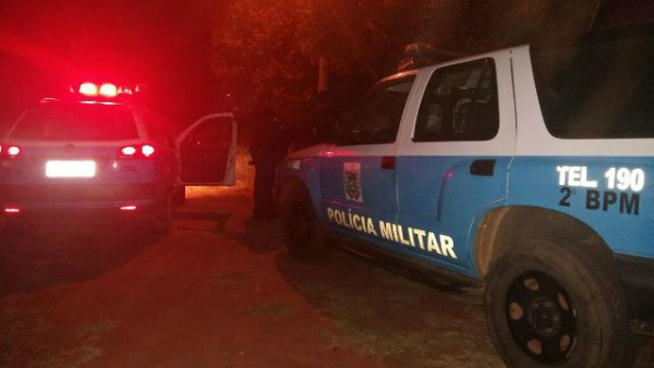 Pit Bull supostamente morto com tiro de espingarda foi jogado no Rio Paraná 