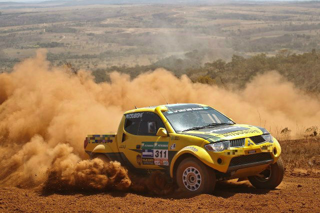 Veículos do Rally dos Sertões ficarão expostos no dia 05 de agosto no pátio do Parque de Exposições Veículos do Rally dos Sertões ficarão expostos no dia 05 de agosto no pátio do Parque de Exposições