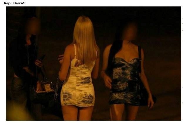 Travestis armadas com faca surpreendem motorista, que acaba roubado