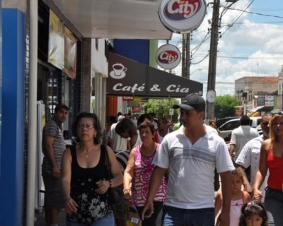 Horário de funcionamento do comércio deve mudar a partir de dezembro