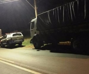 Polícia apreende mil caixas de cigarro contrabandeado na fronteira