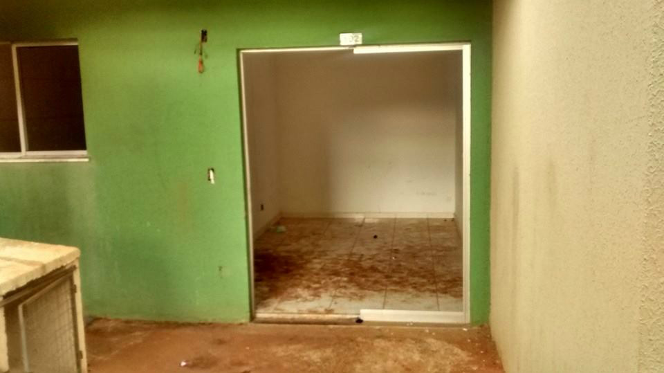 Apartamentos vazios são alvos de vandalismo e furtos no Novo Oeste Apartamentos vazios são alvos de vandalismo e furtos no Novo Oeste