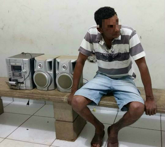 Ao atender ocorrência de som alto, PM prende foragido da Justiça Ao atender ocorrência de som alto, PM prende foragido da Justiça