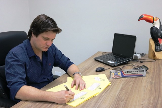 André Bittencourt apresenta resultado do seu trabalho legislativo em 2017 André Bittencourt apresenta resultado do seu trabalho legislativo em 2017