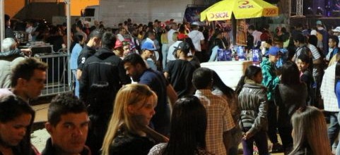 Polícia "fecha" festa com 300 pessoas em rancho de advogado no Rio Sucuriú Polícia