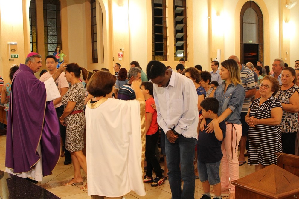 Quarta-feira de Cinzas marca o início da Quaresma e abre a Campanha da Fraternidade 2018 Quarta-feira de Cinzas marca o início da Quaresma e abre a Campanha da Fraternidade 2018