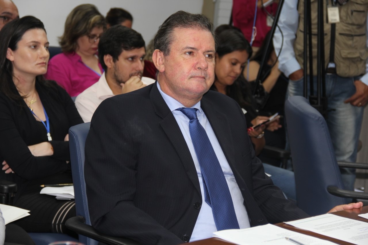 Deputado Eduardo Rocha é reconduzido como líder do bloco do PMDB e fica no cargo pela 8ª vez