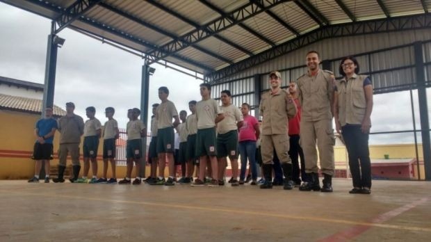 Programa Bombeiros do Amanhã de Três Lagoas inova e inclui meninas