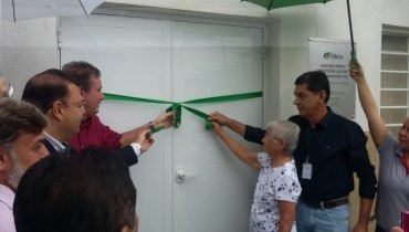 Fibria entrega sala multimídia à Apae de Três Lagoas