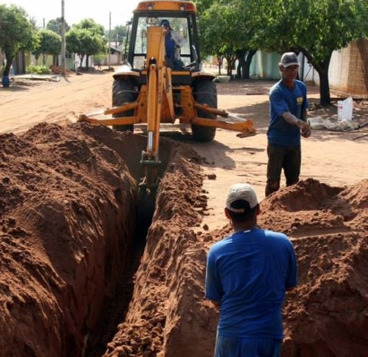 Oscilação de energia causa pane em equipamento e deixa moradores do Vila Verde sem água Oscilação de energia causa pane em equipamento e deixa moradores do Vila Verde sem água