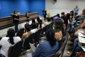 Dentistas e auxiliares de saúde bucal de Três Lagoas atualizam conhecimentos Dentistas e auxiliares de saúde bucal de Três Lagoas atualizam conhecimentos