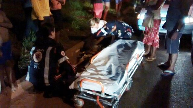 Menino de 4 anos é atropelado e arremessado por 15 metros Menino de 4 anos é atropelado e arremessado por 15 metros