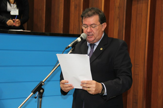 Deputado Eduardo Rocha solicita unidade da PMA para Rio Brilhante Deputado Eduardo Rocha solicita unidade da PMA para Rio Brilhante