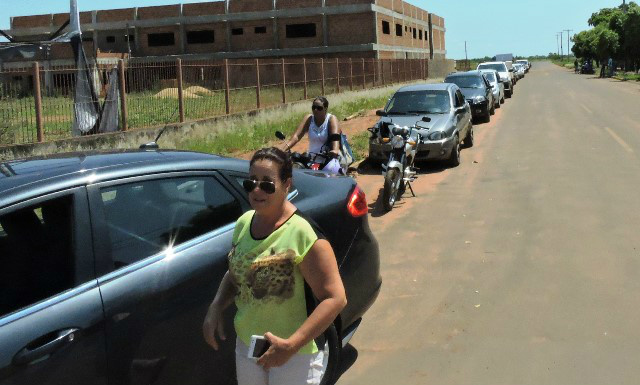 Contribuinte que procura o DETRAN de Três Lagoas precisa ter muita paciência