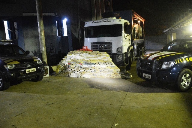 Cocaína avaliada em R$ 16 milhões é apreendida pela PF e PRF