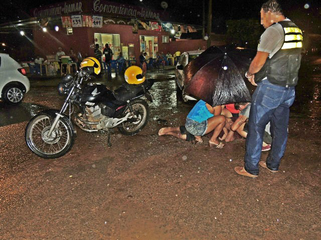 SAMU resgata passageiro de mototaxi no bairro Vila Alegre SAMU resgata passageiro de mototaxi no bairro Vila Alegre