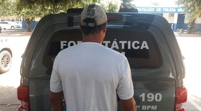 Homem com mandado de prisão por estupro de vulnerável é preso pela PM Homem com mandado de prisão por estupro de vulnerável é preso pela PM