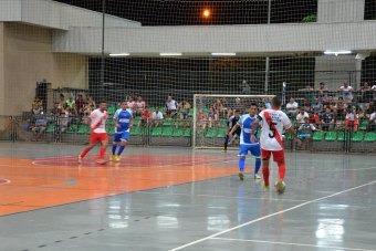 Campeonato Municipal de Futsal inicia com disputas acirradas