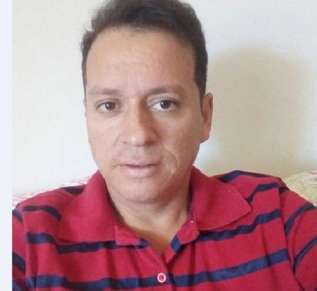 Amigos e familiares dão o último adeus a Fabinho Duarte