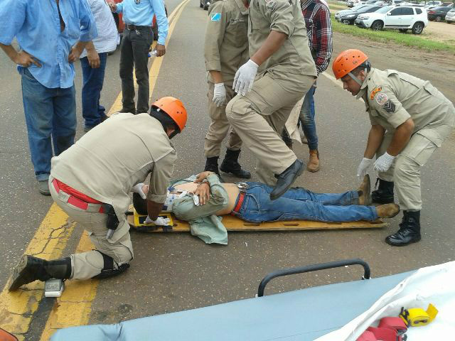 Acidente na BR-262 deixa motociclista ferido Acidente na BR-262 deixa motociclista ferido