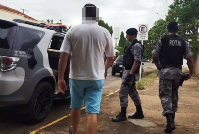Garagista é preso no Conselho Tutelar pelo crime de aliciamento de menor 