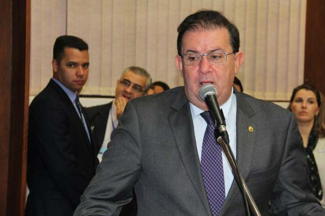 Eduardo Rocha quer a extensão de ramal da Gás Natural para Paranaíba