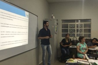 Professores de Arte da REME recebem formação promovida pela SEMEC