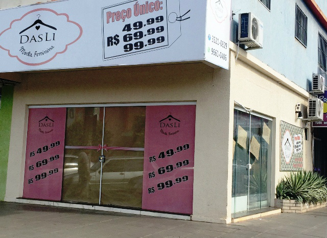 Loja Dasli Roupas Femininas faz liquidação e vende tudo por R$ 29,99