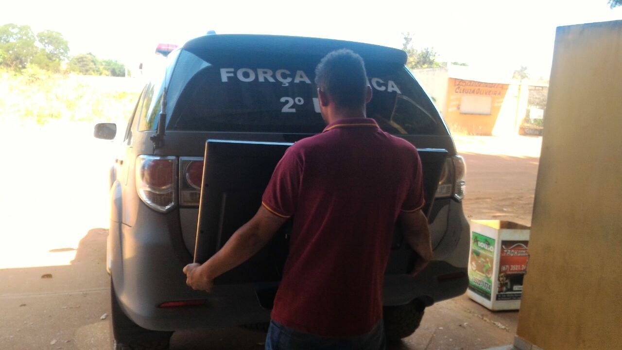 Força Tática prende homem por receptação e porte de drogas para consumo pessoal