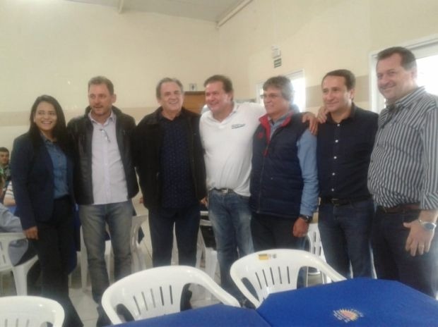 Eduardo Rocha reúne prefeitos, vereadores e outras lideranças políticas do Estado que apoiam sua reeleição a deputado
