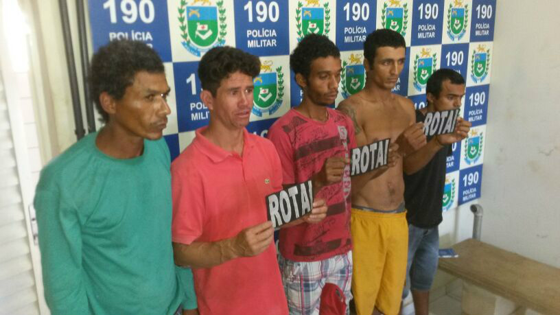 Cinco pessoas são detidas por envolvimento em tentativa de furto de padaria Cinco pessoas são detidas por envolvimento em tentativa de furto de padaria