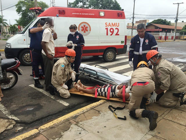 Motociclista perde freio e provoca acidente no centro de Três Lagoas 