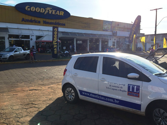 Equipe do TL Notícias registra evento e fecha parceria com lojas no Paraguay Equipe do TL Notícias registra evento e fecha parceria com lojas no Paraguay