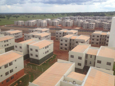 Prefeita não entrega apartamentos na data acordada e causa revolta entre contemplados 