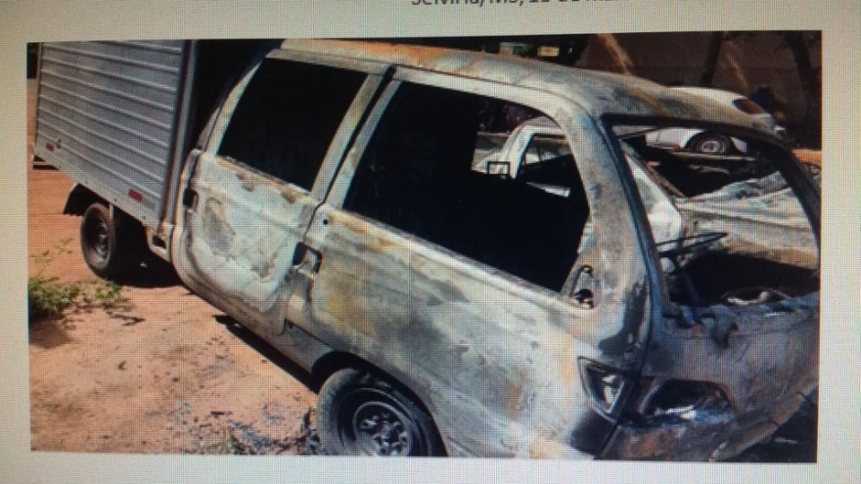 Com ciúmes do ex, mulher põe fogo em 7 carros em Selvíria