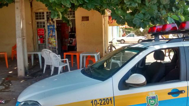 Mulher se salva de atentado no bairro Vila Alegre Mulher se salva de atentado no bairro Vila Alegre