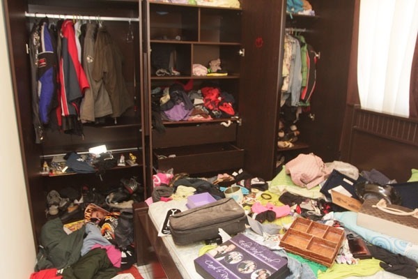 Mulher registra B.O. contra irmã após ter pertences furtados de sua casa Mulher registra B.O. contra irmã após ter pertences furtados de sua casa