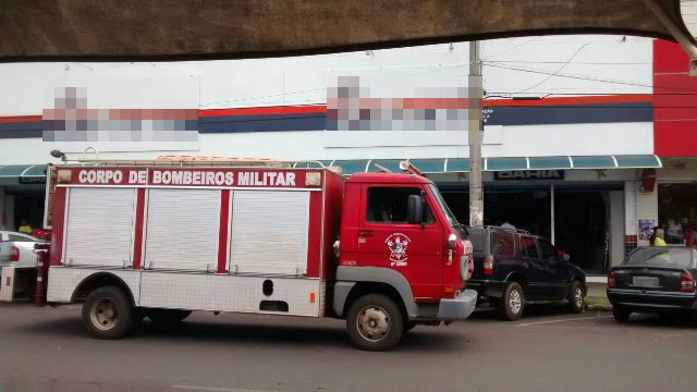 Bombeiros atendem princípio de incêndio em loja de departamentos de Três Lagoas 