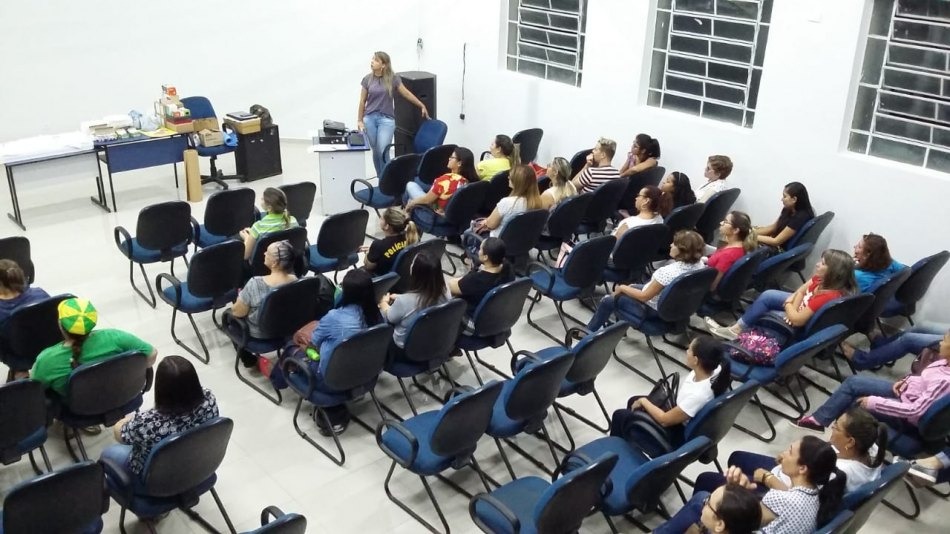 Professores da Rede Municipal de Ensino participam de Formação de Arte em Três Lagoas