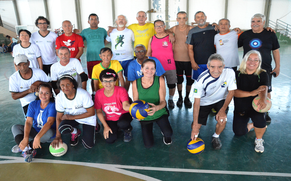 Com apoio da SEJUVEL, Grupo da melhor idade participa de competição em Araçatuba