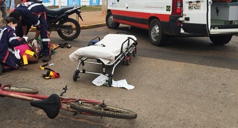 Motociclista que fugiu de acidente teve a placa fotografada por testemunha 