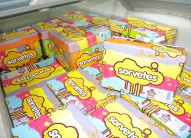 Bandido rouba caixas de picolé e dinheiro de sorveteria em Três Lagoas