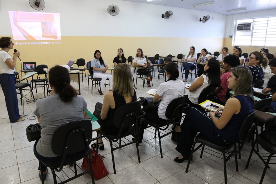 Saúde de Três Lagoas inicia processo de construção de protocolos na assistência de enfermagem Saúde de Três Lagoas inicia processo de construção de protocolos na assistência de enfermagem