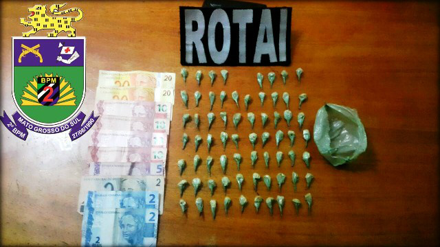 Menor apreendido estava com R$ 91 em dinheiro e 68 pedras de “crack” Menor apreendido estava com R$ 91 em dinheiro e 68 pedras de “crack”