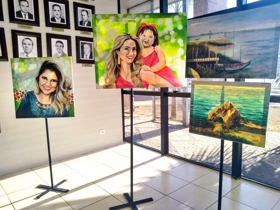 Biblioteca Municipal recebe exposição de telas em homenagem a Três Lagoas