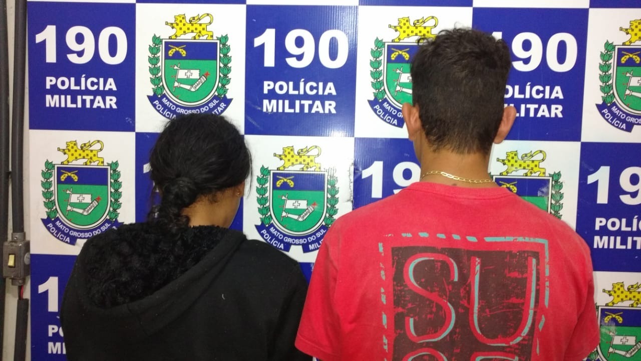 Em menos de um mês, casal é preso pela segunda vez por tráfico de drogas Em menos de um mês, casal é preso pela segunda vez por tráfico de drogas