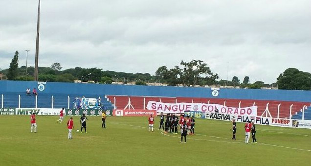 Misto perde a terceira seguida e se complica no campeonato